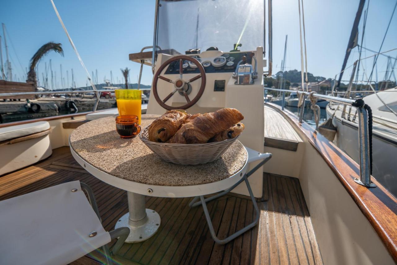 Hebergements Bateaux A Quai Porquerolles Exterior foto